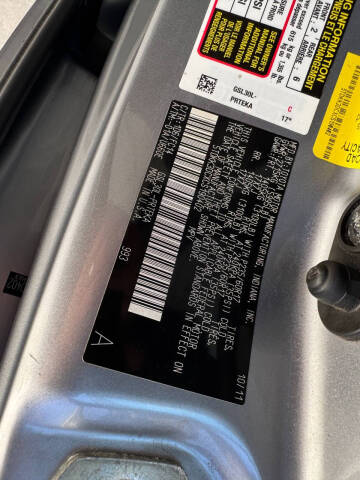 2012 Toyota Sienna LE 7-Passenger Auto Access Seat