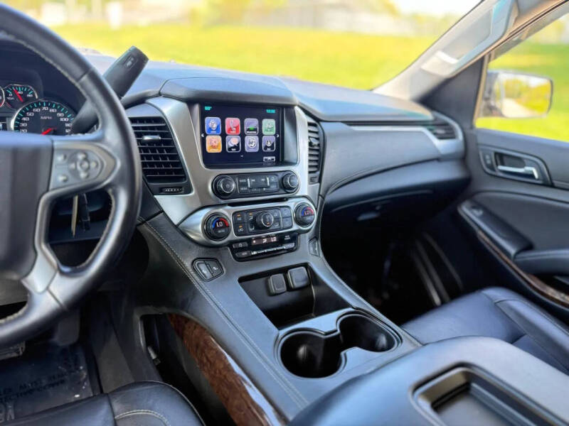 2020 Chevrolet Suburban LT