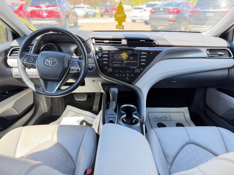 2019 Toyota Camry XSE