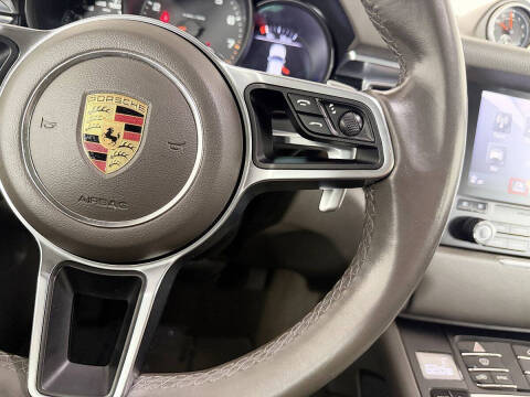 2017 Porsche Macan