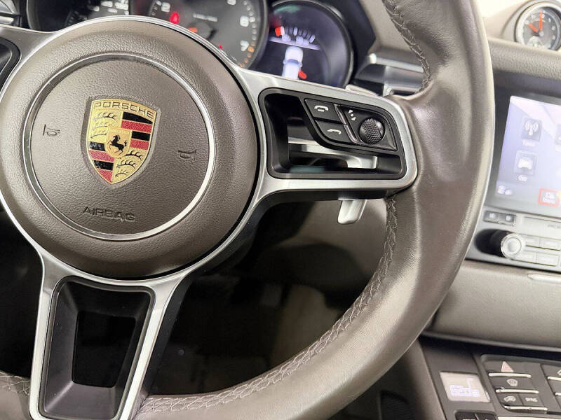 2017 Porsche Macan