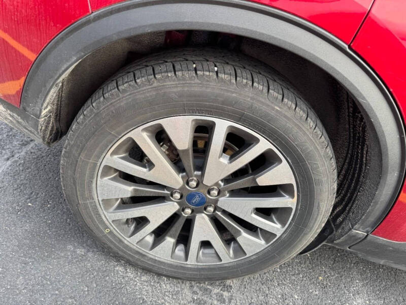 2020 Ford Escape Hybrid Titanium