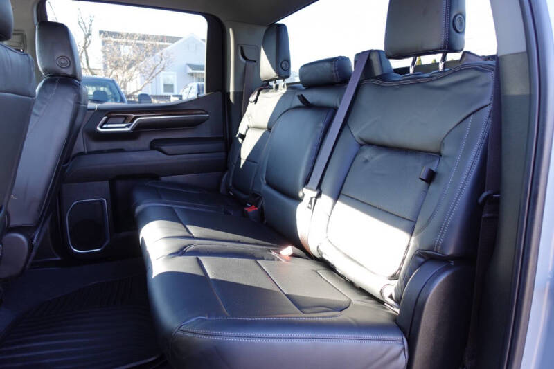 2024 GMC Sierra 1500 Elevation Standard