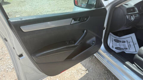 2013 Volkswagen Passat S PZEV