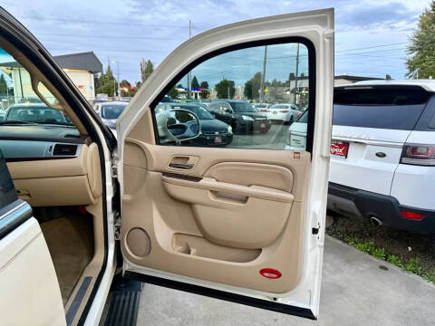 2010 Cadillac Escalade Premium