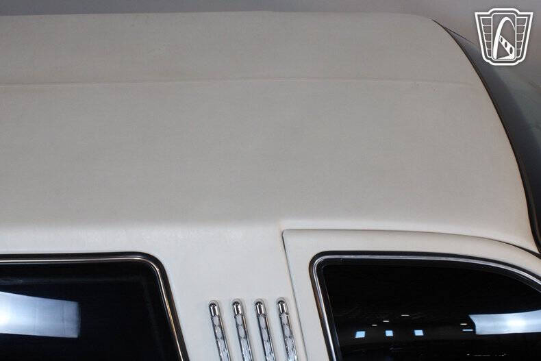 1996 Lincoln Town Car Executive