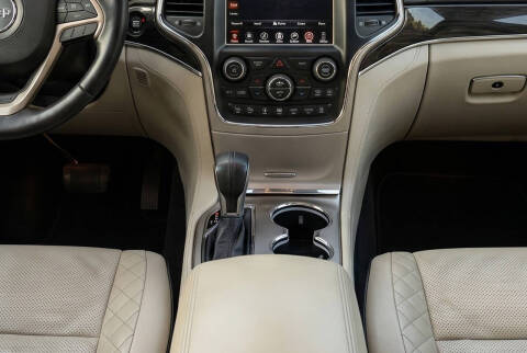 2017 Jeep Grand Cherokee Summit