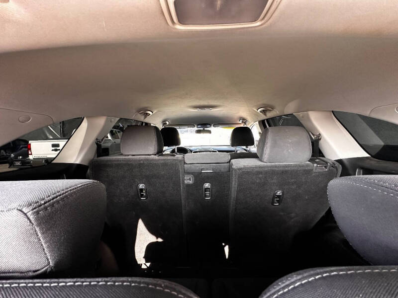 2019 Kia Sorento S V6