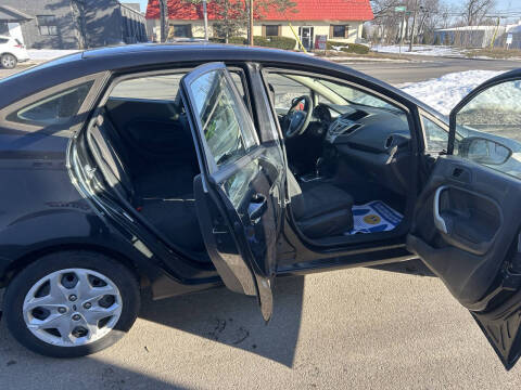 2013 Ford Fiesta SE