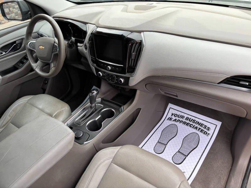 2018 Chevrolet Traverse LT Cloth