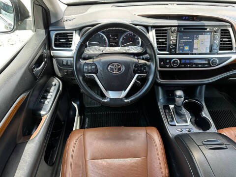 2017 Toyota Highlander Limited