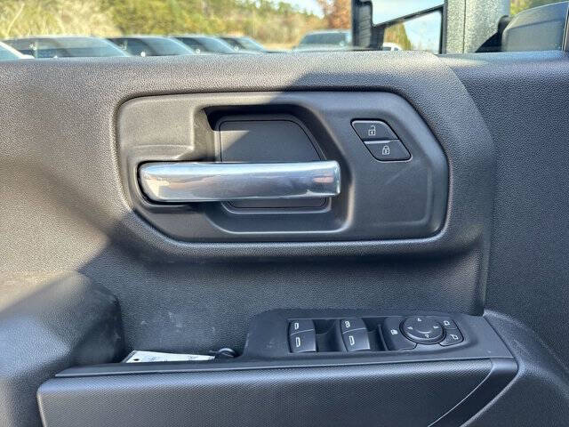 2026 Chevrolet Silverado 3500HD CC Work Truck