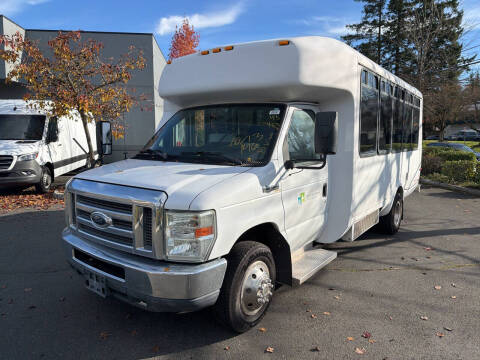 2012 Ford E-Series E-450 SD
