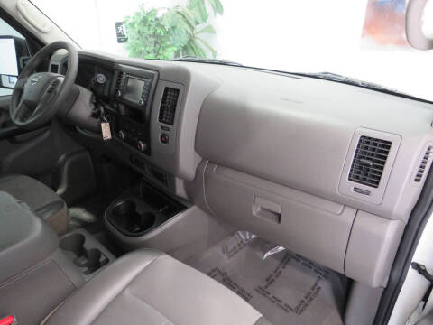 2017 Nissan NV 3500 HD SV