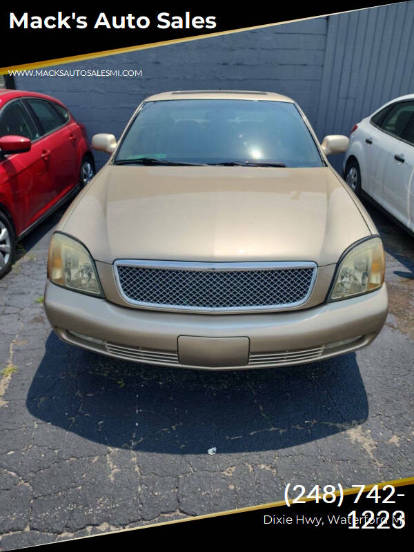 Gold 2005 Cadillac DeVille DTS DTS 4dr Sedan 1