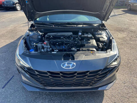 2023 Hyundai Elantra SEL