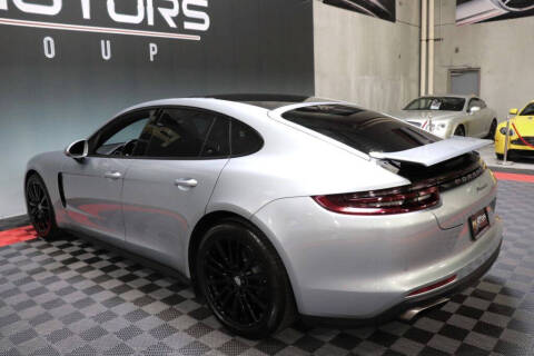 2019 Porsche Panamera 4