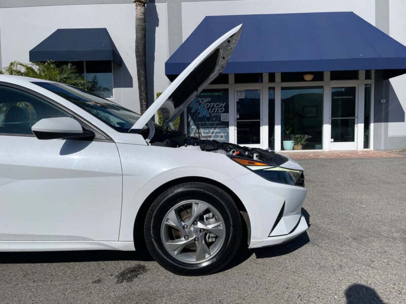 2022 Hyundai Elantra
