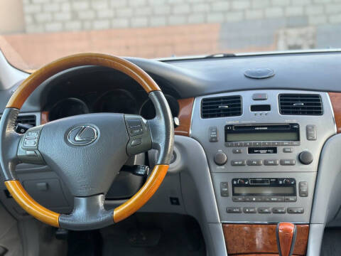 2005 Lexus ES 330