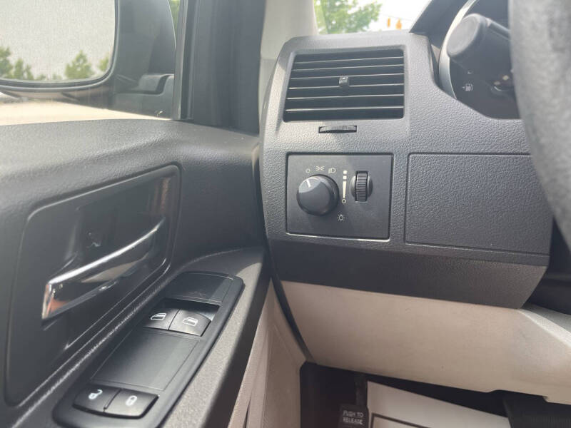 2008 Dodge Grand Caravan SE