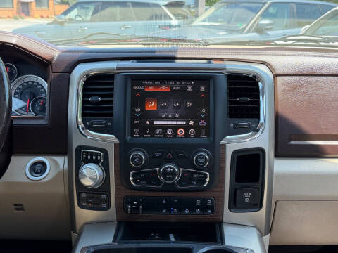 2014 RAM 1500 Laramie