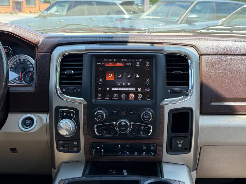 2014 RAM 1500 Laramie
