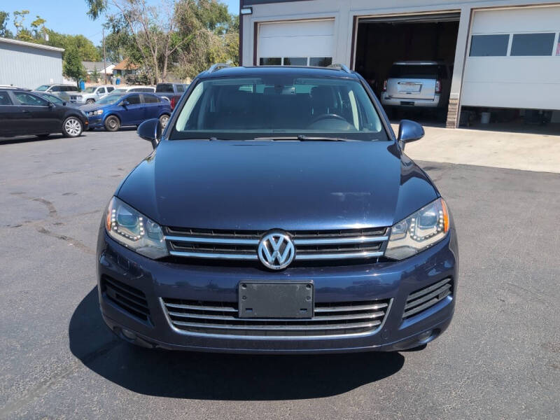 2012 Volkswagen Touareg VR6 Lux