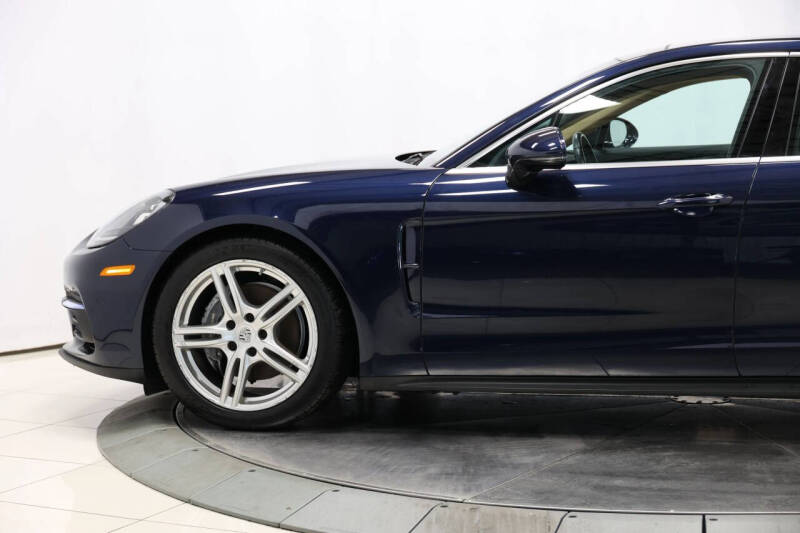 2018 Porsche Panamera