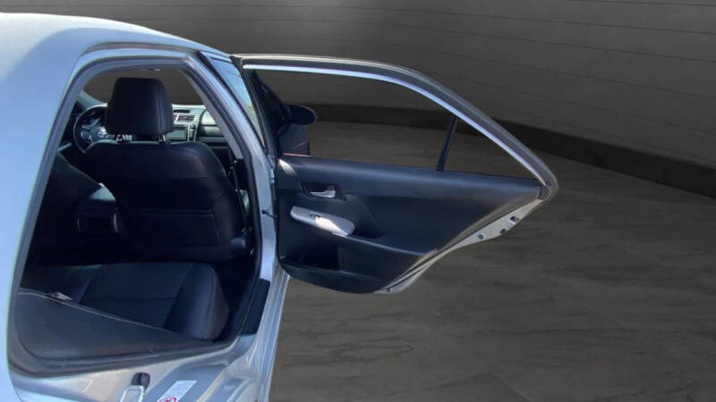 2014 Toyota Camry SE