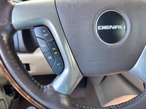 2012 GMC Yukon XL Denali