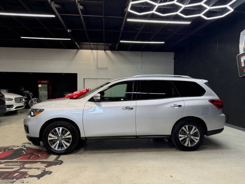 2020 Nissan Pathfinder S