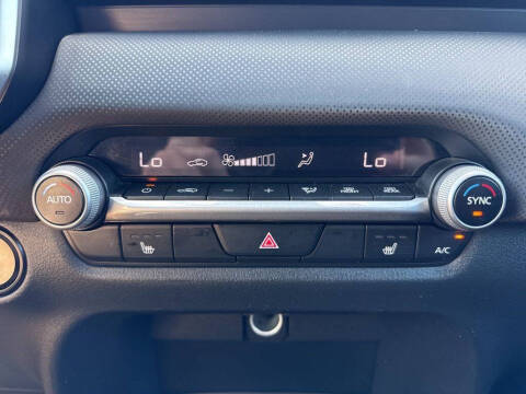 2023 Mazda CX-50 2.5 S Preferred Plus