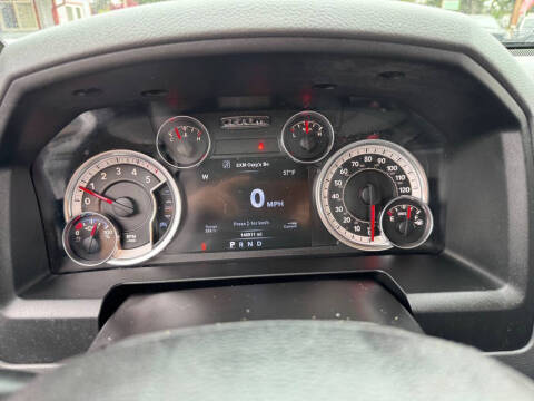 2015 RAM 1500 SLT