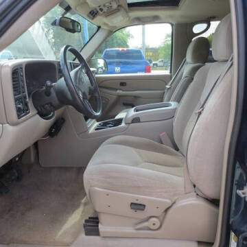 2005 Chevrolet Suburban 2500 LS