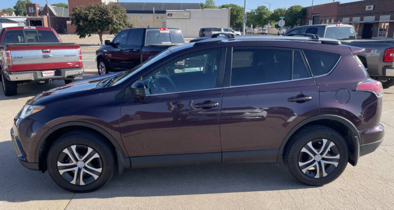 2017 Toyota RAV4 LE