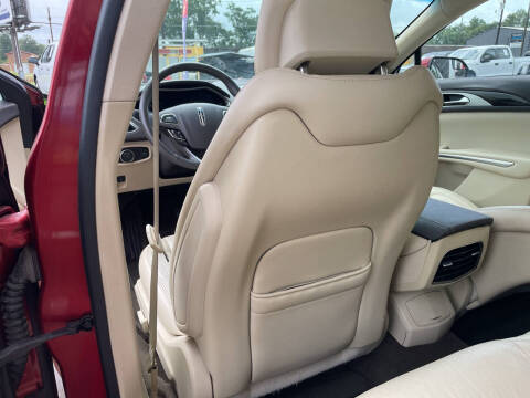2013 Lincoln MKZ