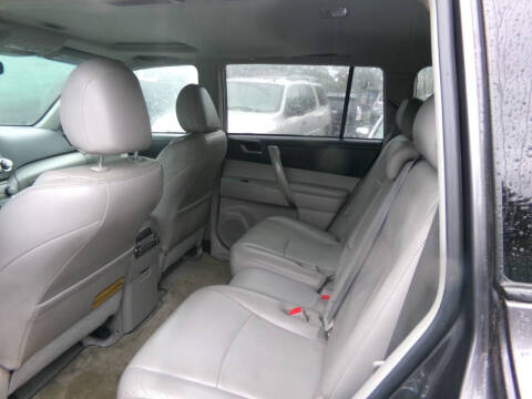 2010 Toyota Highlander SE