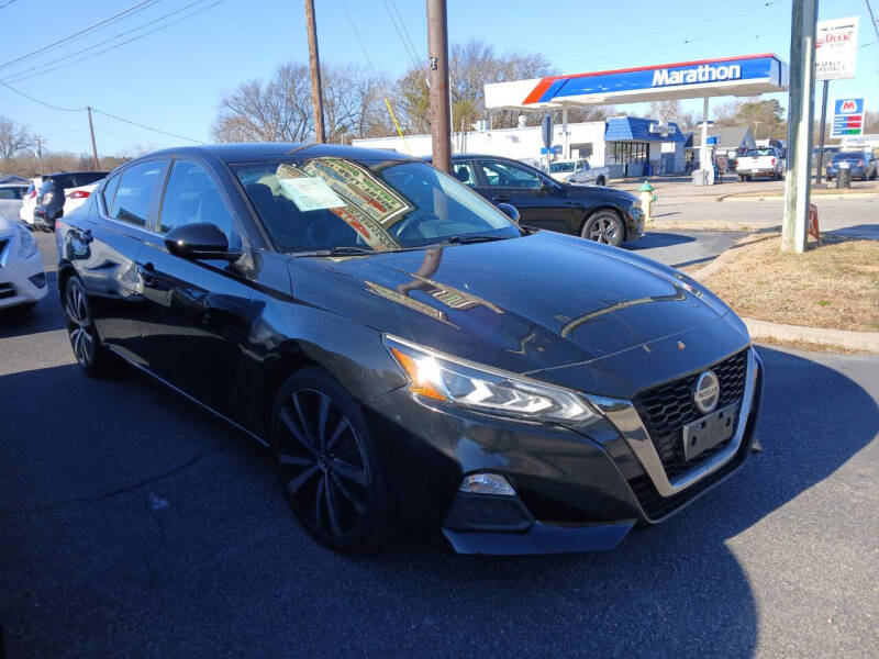 2020 Nissan Altima SR