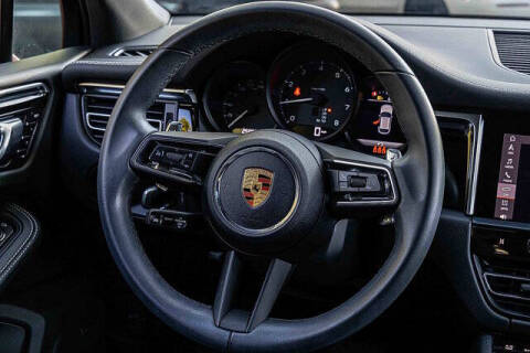 2022 Porsche Macan