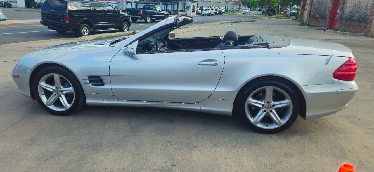 2004 Mercedes-Benz SL-Class for sale at American Dream Motors in Winchester, VA