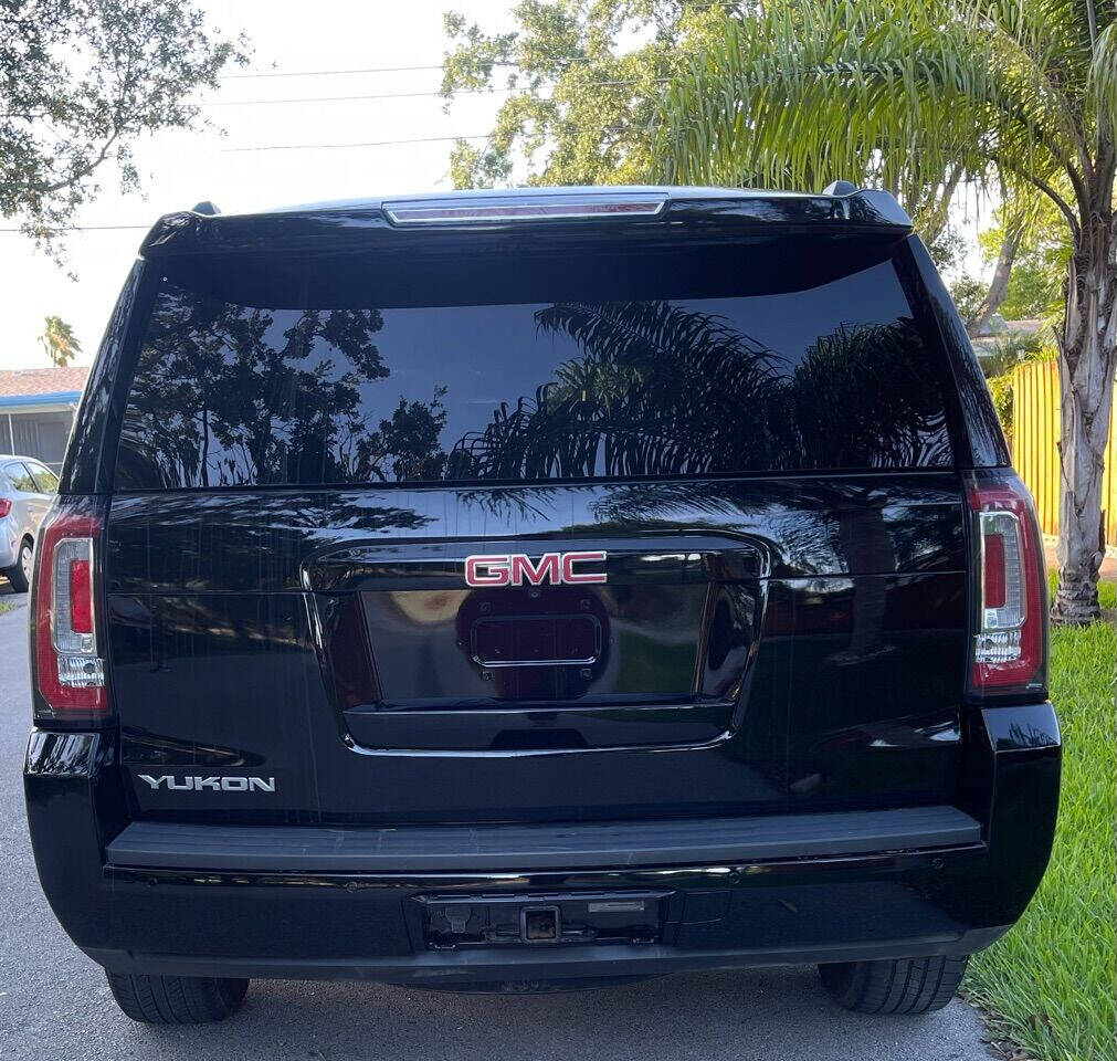 2017 GMC Yukon  - $24,780