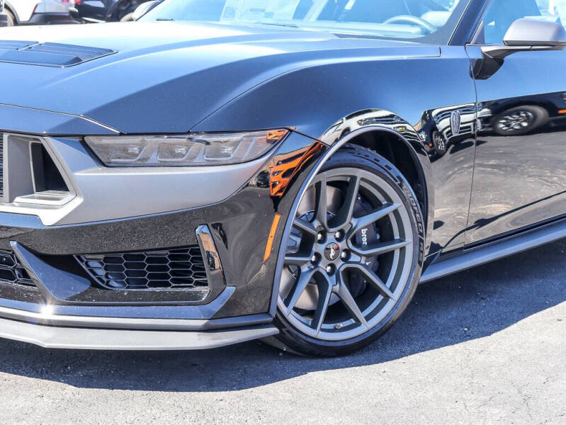 2026 Ford Mustang Dark Horse