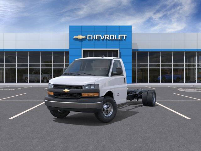 2026 Chevrolet Express 3500