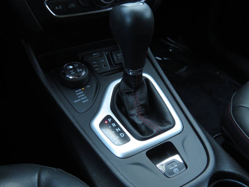 2017 Jeep Cherokee Trailhawk