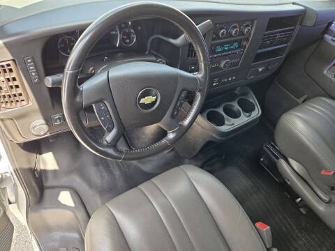2021 Chevrolet Express 2500
