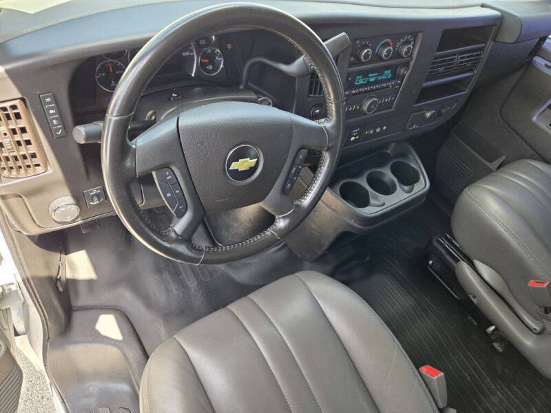 2021 Chevrolet Express 2500