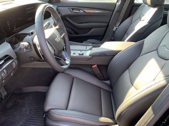 2025 Cadillac CT5 Sport