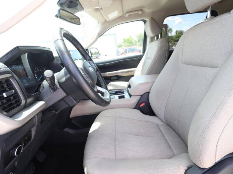 2022 Ford Expedition XLT