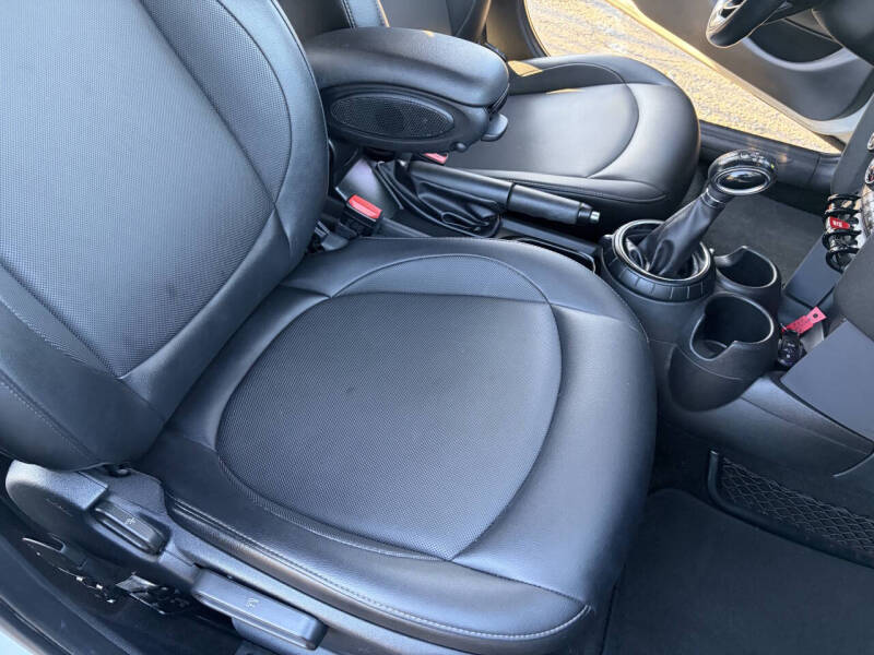 2016 MINI Hardtop 4 Door Cooper