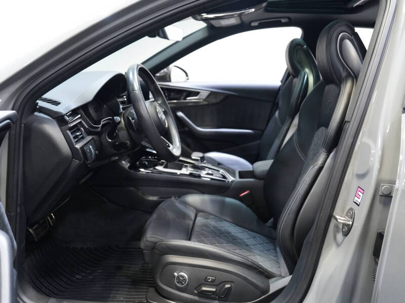 2022 Audi S4 3.0T quattro Premium